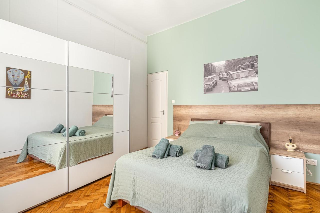 Budapest Then & Now Apartment Exterior photo